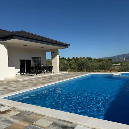 Vila Brkic Estate