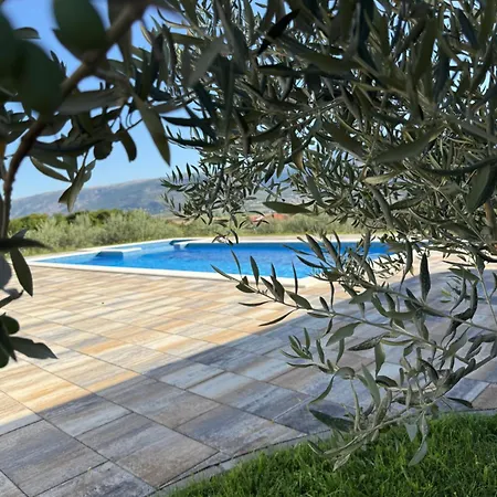 Βίλα Brkic Estate Kosor