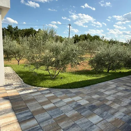 Brkic Estate Vila