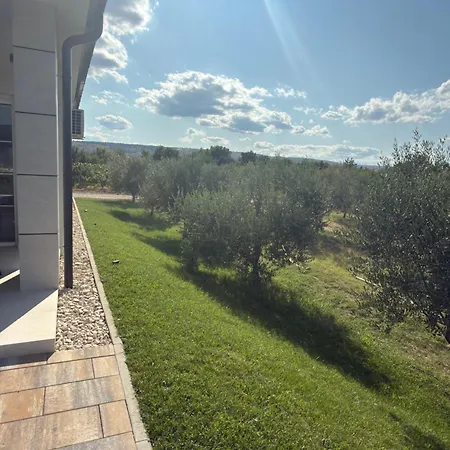 Βίλα Brkic Estate *