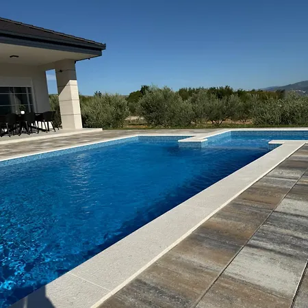 Vila Brkic Estate