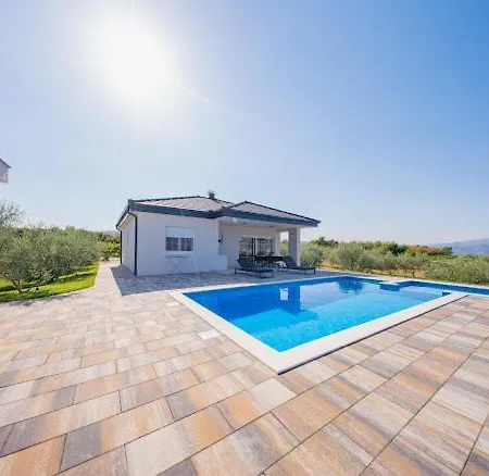 Brkic Estate * Kosor